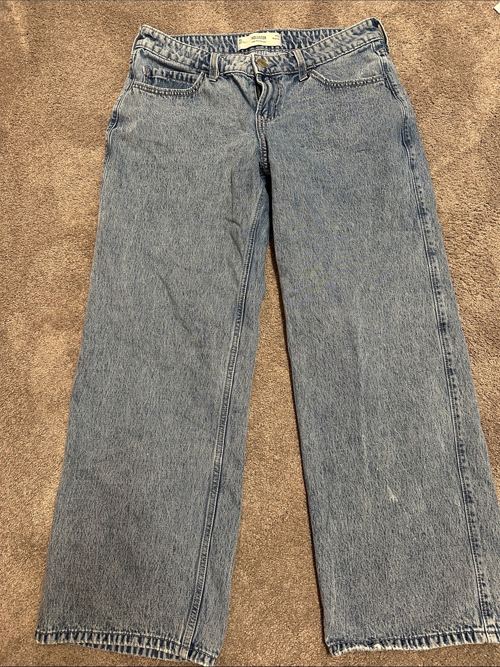 Hollister Relaxed Straight Jeans in Light Blue Denim